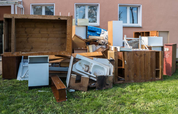 Best Trash Removal Near Me  in Breckenridge, MI